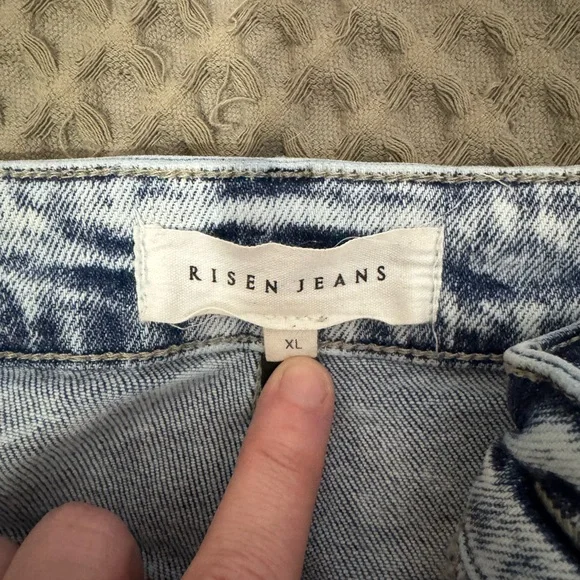 Risen jeans Jean shorts - Picture 2 of 3